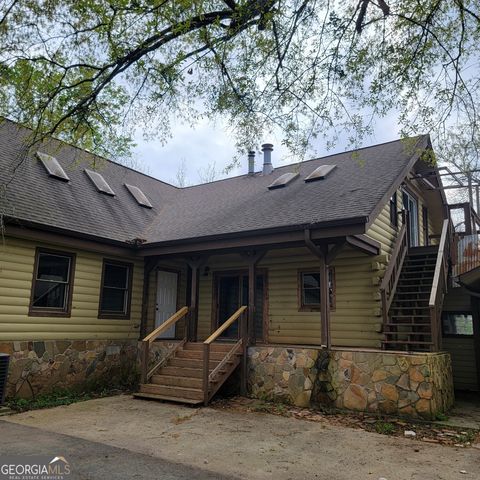 24 Alexander Road, Grantville, GA 30220
