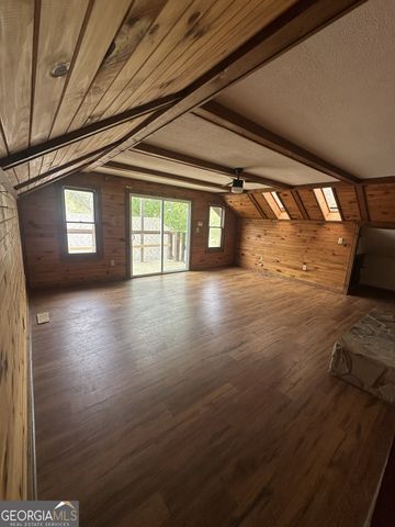 24 Alexander Road, Grantville, GA 30220