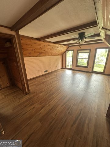 24 Alexander Road, Grantville, GA 30220