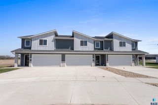 538 Harper Cir Circle, Harrisburg, SD 57032