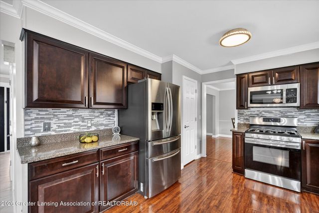 1955 Bloomfield Drive, Okemos, MI 48864