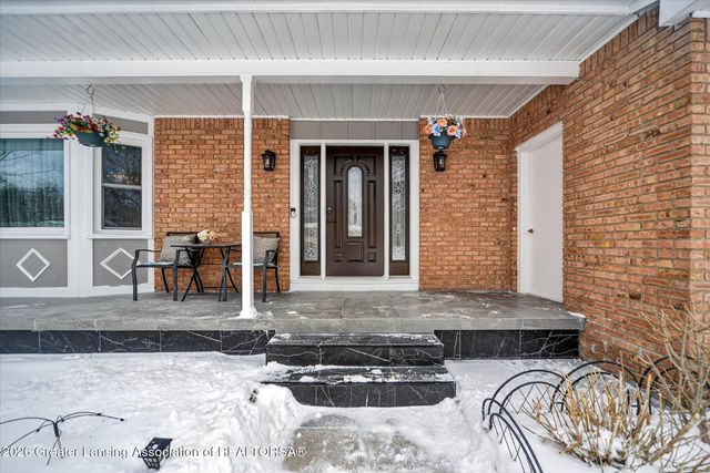 1955 Bloomfield Drive, Okemos, MI 48864