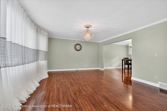 1955 Bloomfield Drive, Okemos, MI 48864