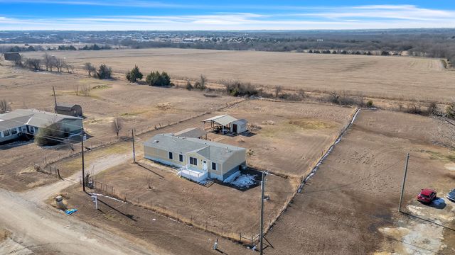 3909 Adriels Lane, Venus, TX 76084