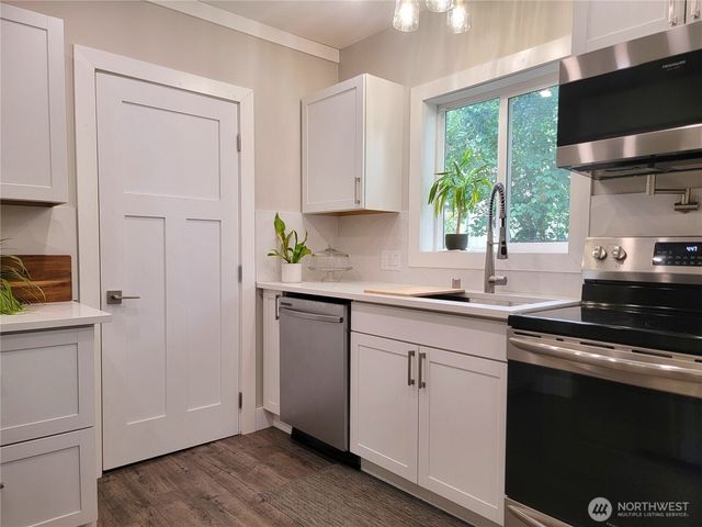 1506 Bloomington Avenue, Bremerton, WA 98312