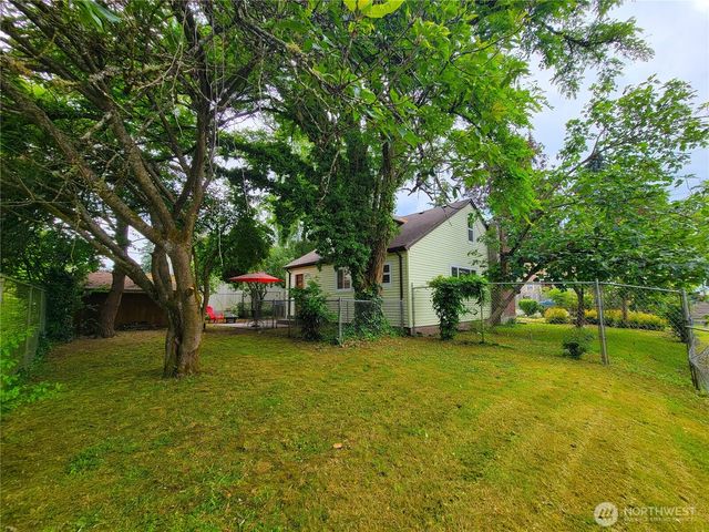 1506 Bloomington Avenue, Bremerton, WA 98312