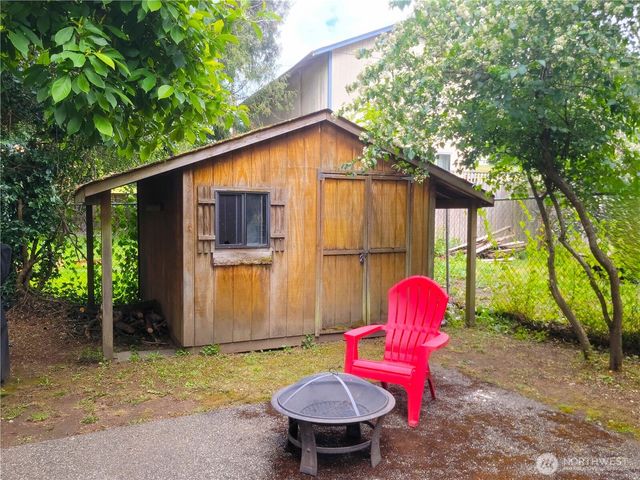 1506 Bloomington Avenue, Bremerton, WA 98312