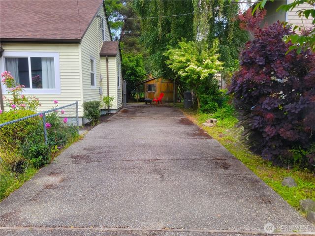 1506 Bloomington Avenue, Bremerton, WA 98312
