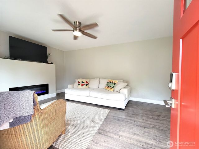 1506 Bloomington Avenue, Bremerton, WA 98312