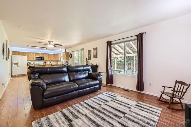 3603 Bobcat Lane, Pueblo, CO 81005