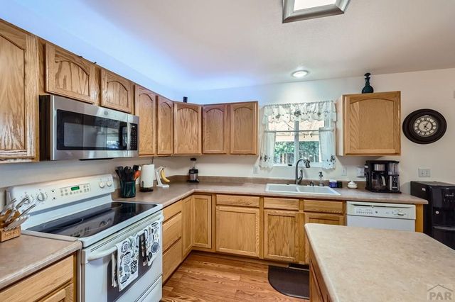 3603 Bobcat Lane, Pueblo, CO 81005