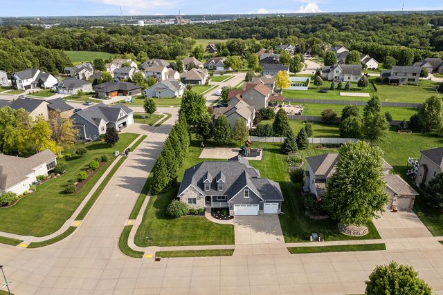 5089 Wyndham Court, Bettendorf, IA 52722