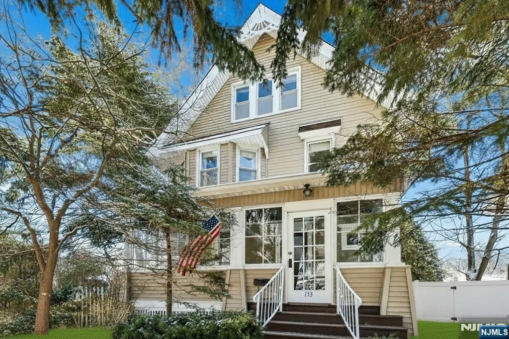 133 Hudson Avenue, Ridgefield Park, NJ 07660