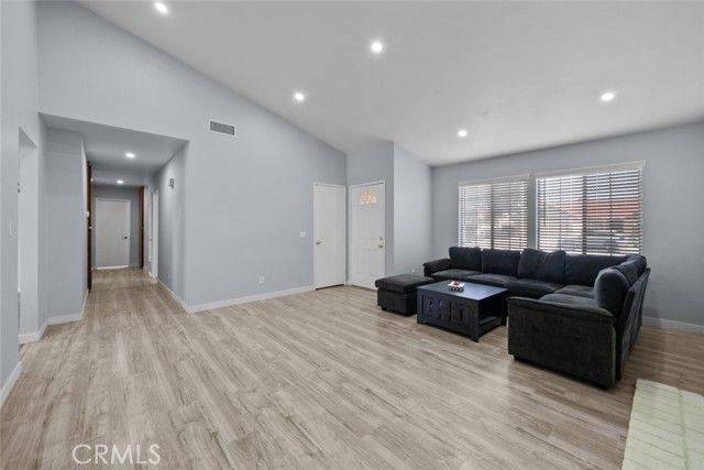 43203 27th Street, Lancaster, CA 93536