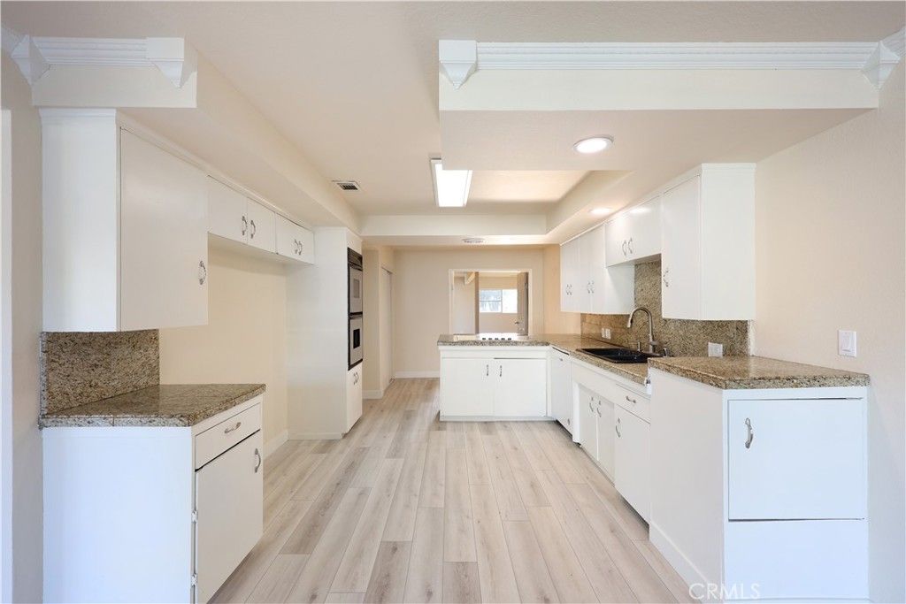 Image 11 of property listing at 10055 Mattock, Downey, CA 90240