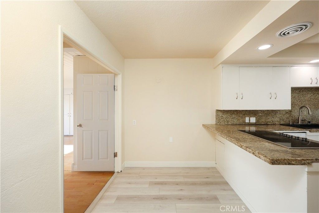 Image 13 of property listing at 10055 Mattock, Downey, CA 90240