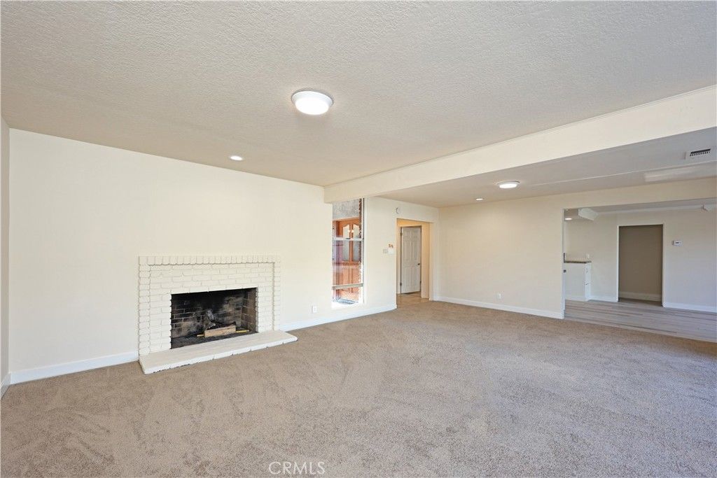Image 16 of property listing at 10055 Mattock, Downey, CA 90240