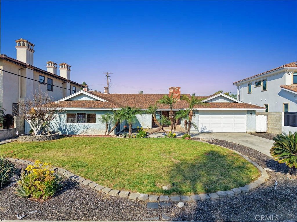 Image 3 of property listing at 10055 Mattock, Downey, CA 90240