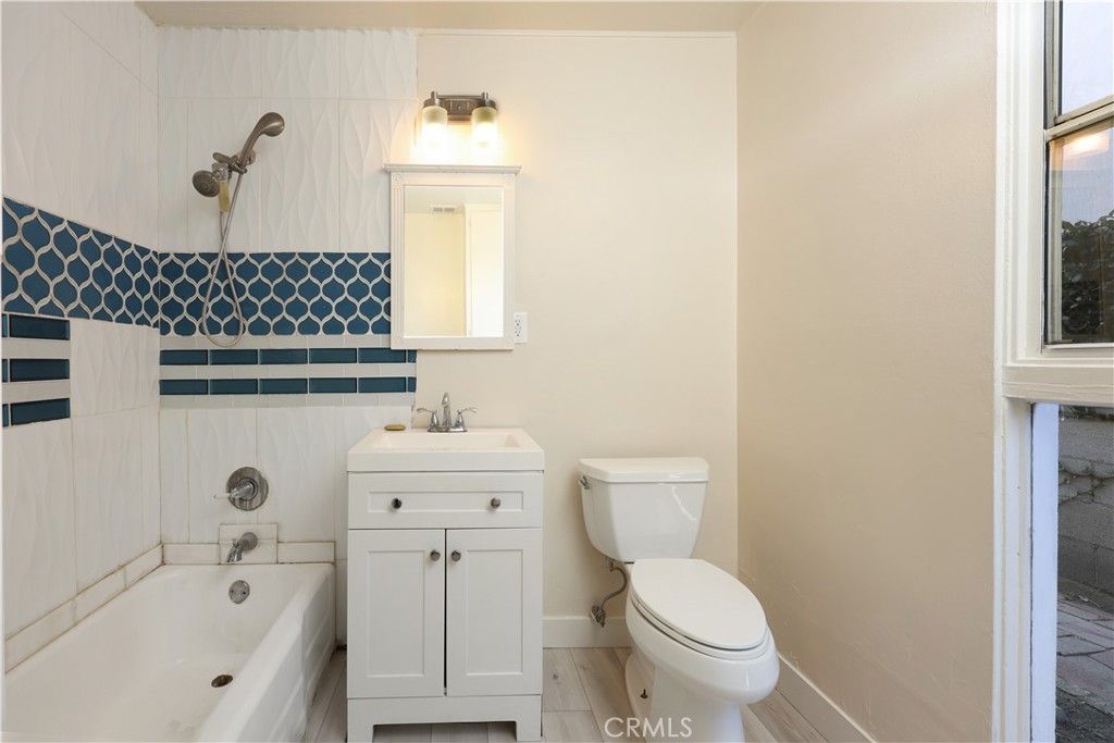 Image 31 of property listing at 10055 Mattock, Downey, CA 90240