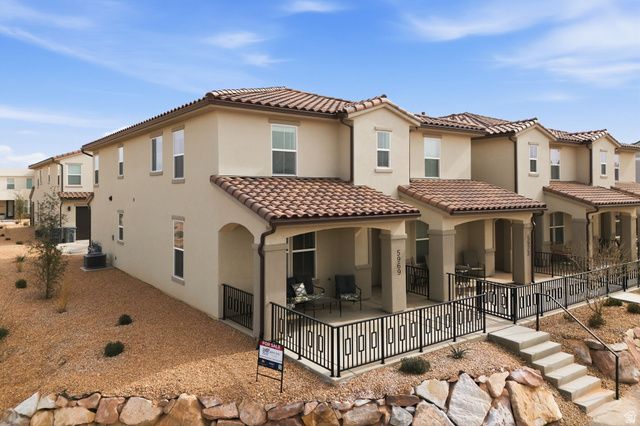 5969 S CARNELIAN PKWY, St. George, UT 84790