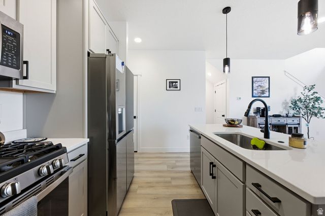 5969 S CARNELIAN PKWY, St. George, UT 84790