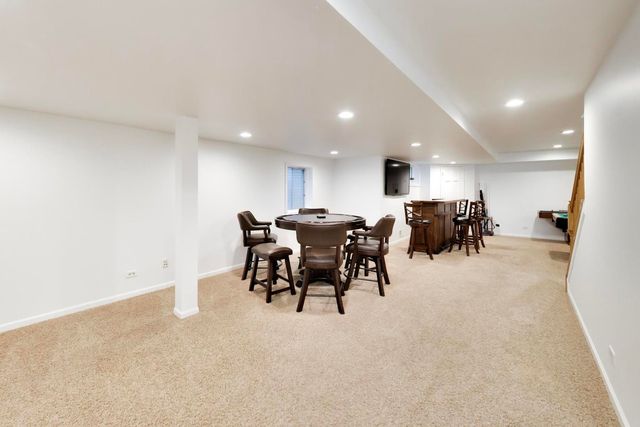 4010 Terry Avenue, Crystal Lake, IL 60014