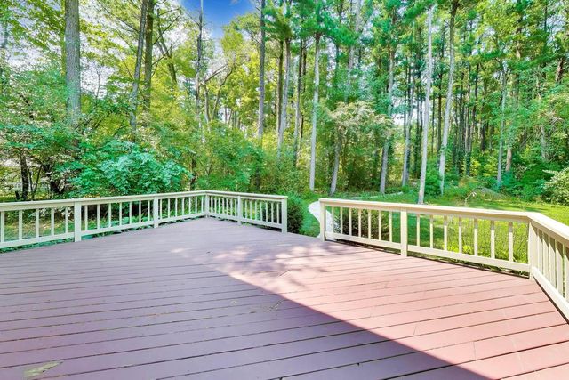 4010 Terry Avenue, Crystal Lake, IL 60014