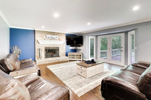 4010 Terry Avenue, Crystal Lake, IL 60014