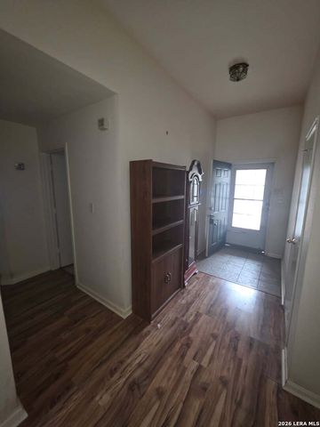 8517 Coppersky, Converse, TX 78109
