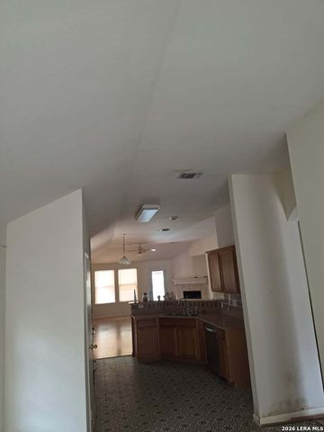 8517 Coppersky, Converse, TX 78109