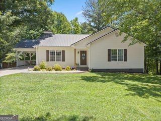 18 Chickasaw Trail, Cleveland, GA 30528