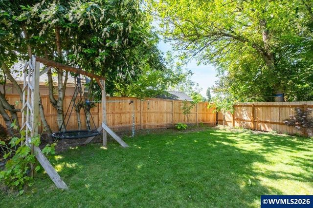 2649 21st Av SE, Albany, OR 97322