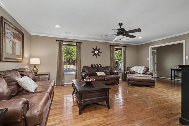 7 Amber Court, Little Rock, AR 72212