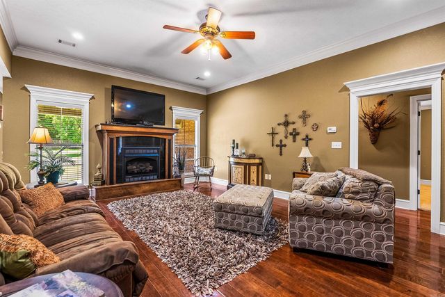 28 Place Lane, Greenbrier, AR 72058