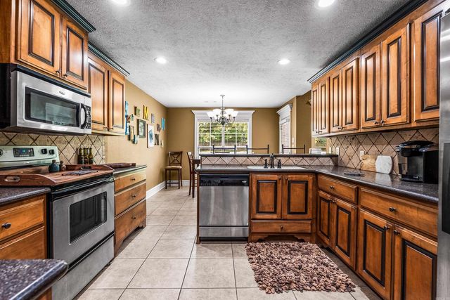 28 Place Lane, Greenbrier, AR 72058