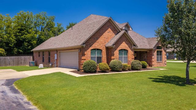28 Place Lane, Greenbrier, AR 72058