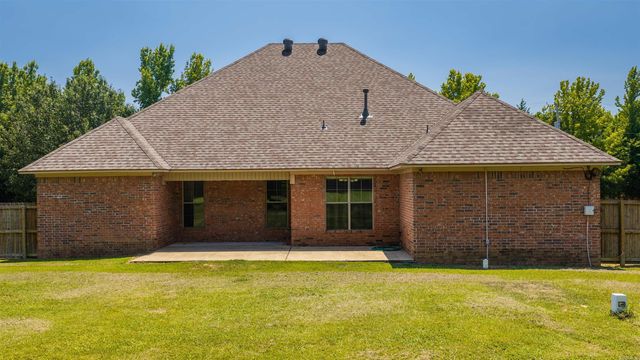 28 Place Lane, Greenbrier, AR 72058