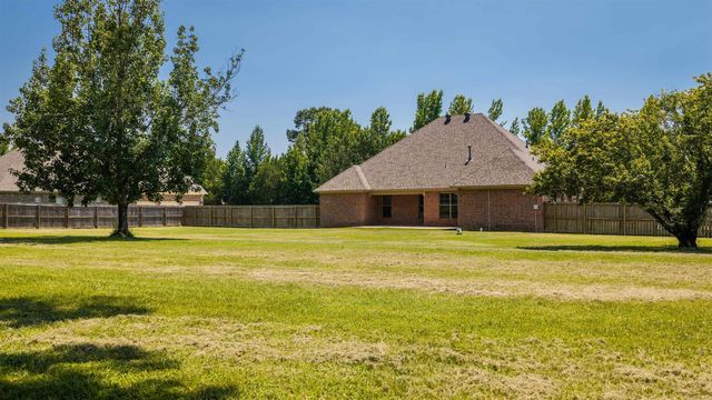 28 Place Lane, Greenbrier, AR 72058
