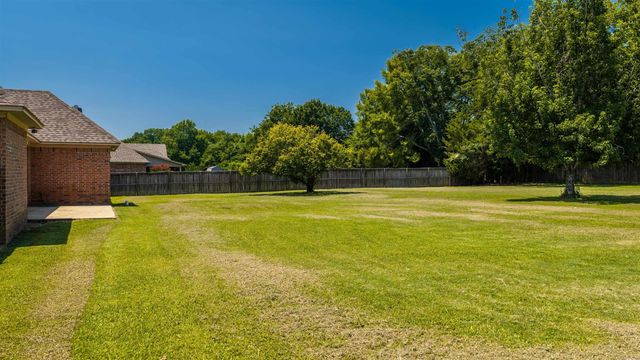 28 Place Lane, Greenbrier, AR 72058