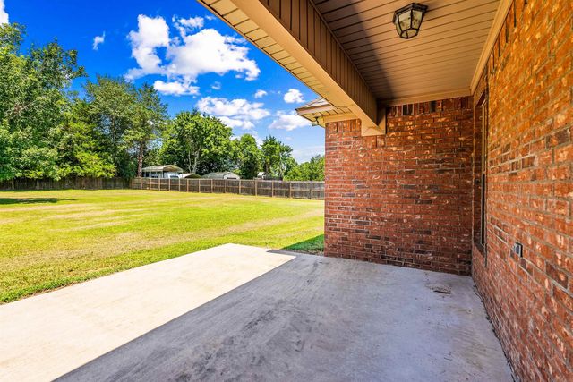 28 Place Lane, Greenbrier, AR 72058