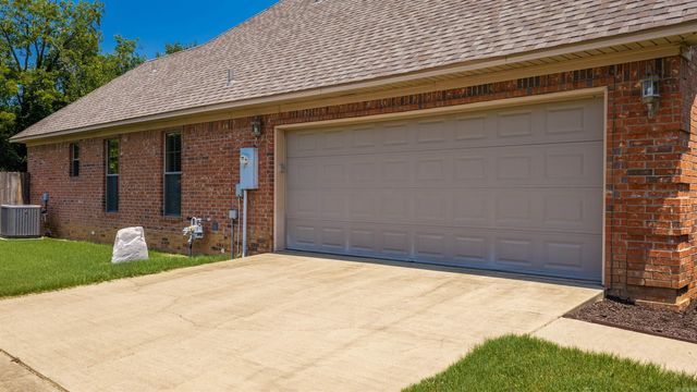 28 Place Lane, Greenbrier, AR 72058