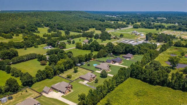 28 Place Lane, Greenbrier, AR 72058