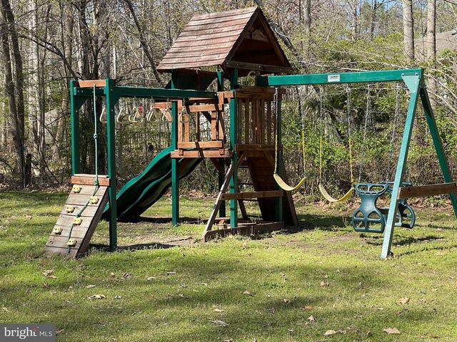 161 N ANNA DR, Louisa, VA 23093