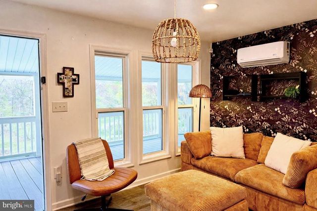 161 N ANNA DR, Louisa, VA 23093