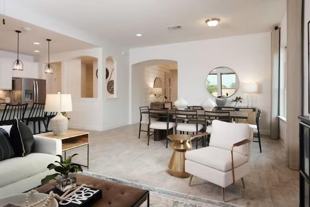 6421 Apache Plum LN, Spicewood, TX 78669