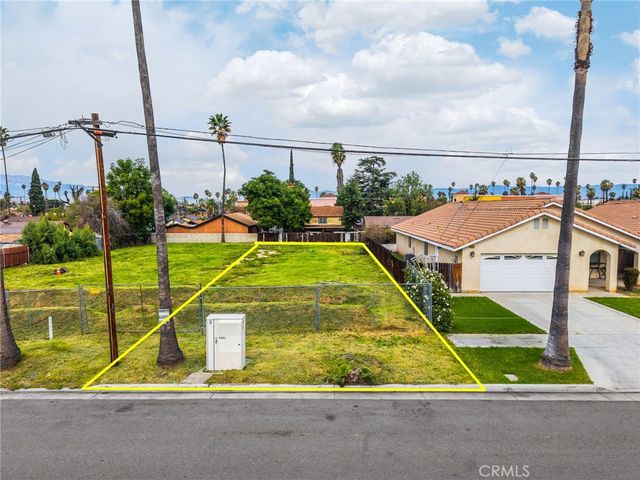 1871 10th, Riverside, CA 92507