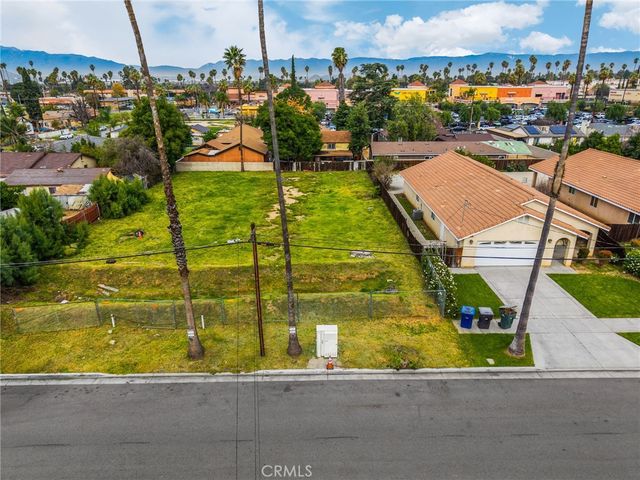 1871 10th, Riverside, CA 92507