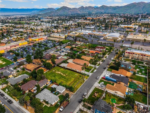 1871 10th, Riverside, CA 92507