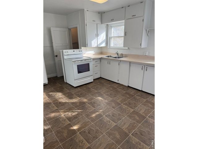 2220 6th Ave, Greeley, CO 80631