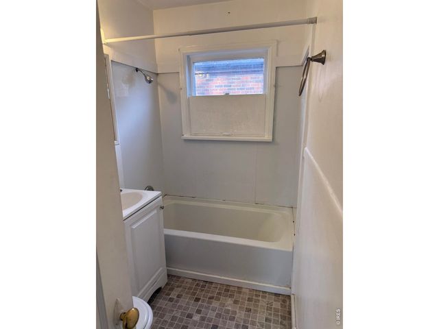 2220 6th Ave, Greeley, CO 80631